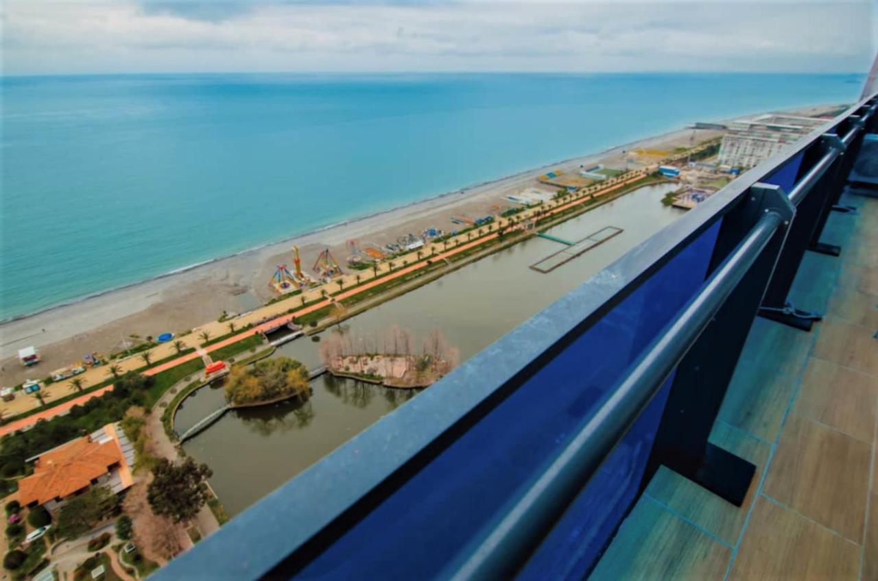 Sea Side Aparthotel In Orbi Complex Batumi Exterior foto